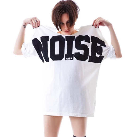 UNIF Tops - NWT UNIF Oversized tee sz M